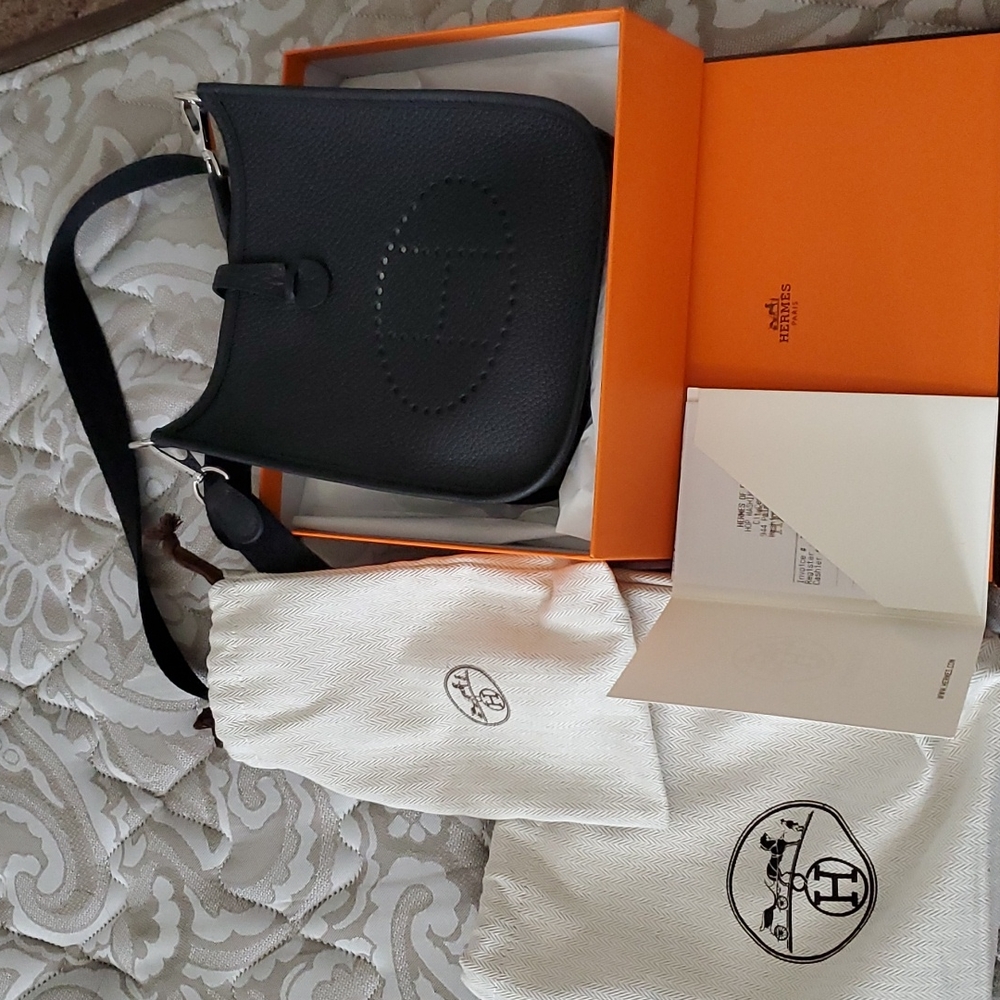 Hermes Evelyn tpm black w silver hardware
